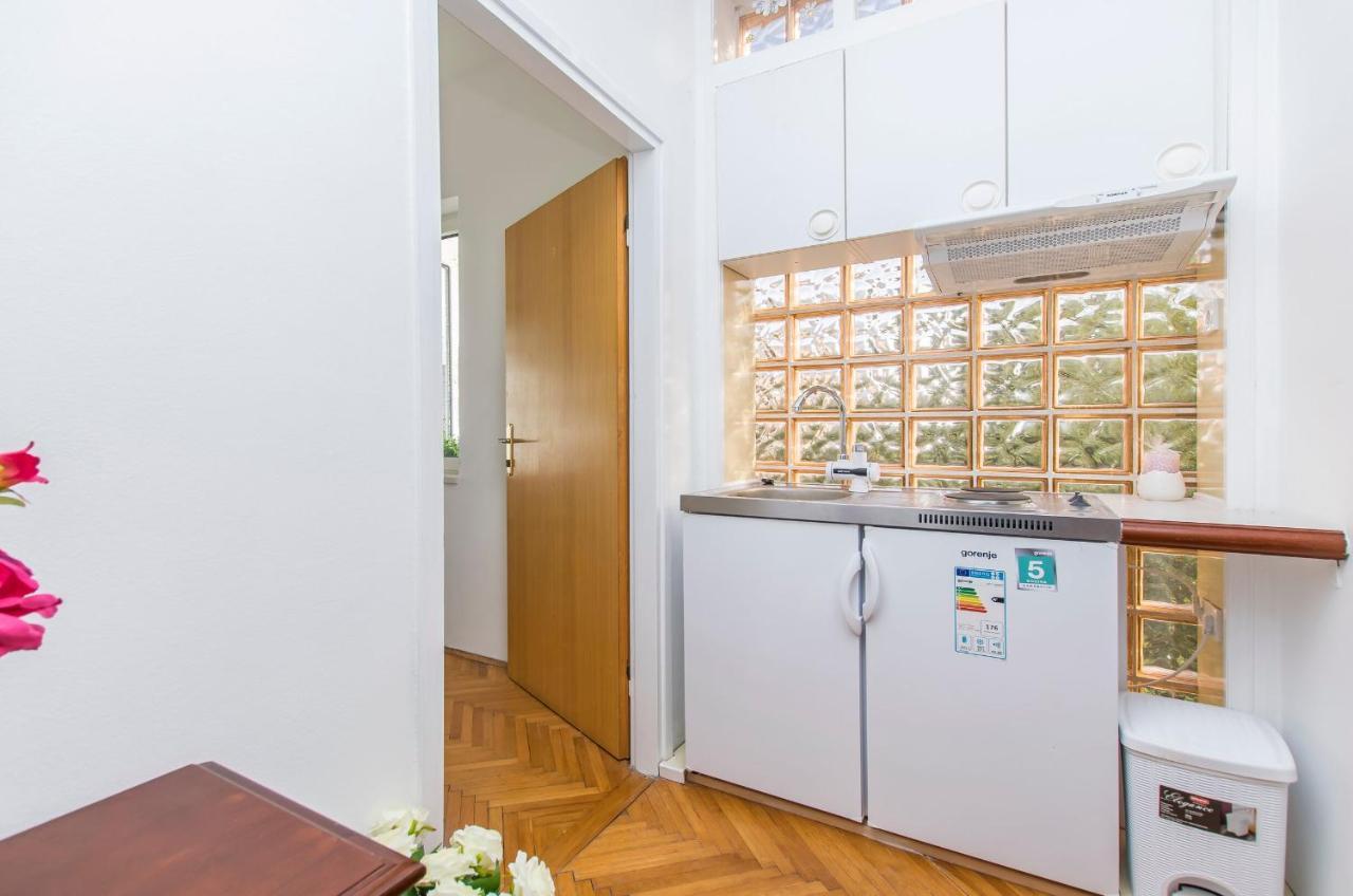 Apartment And Rooms Franka ザボリッチ エクステリア 写真